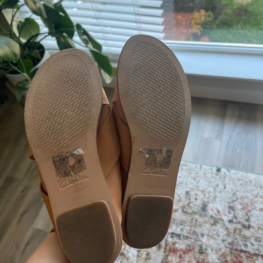 Clarks Sandals - Picture 4 of 4
